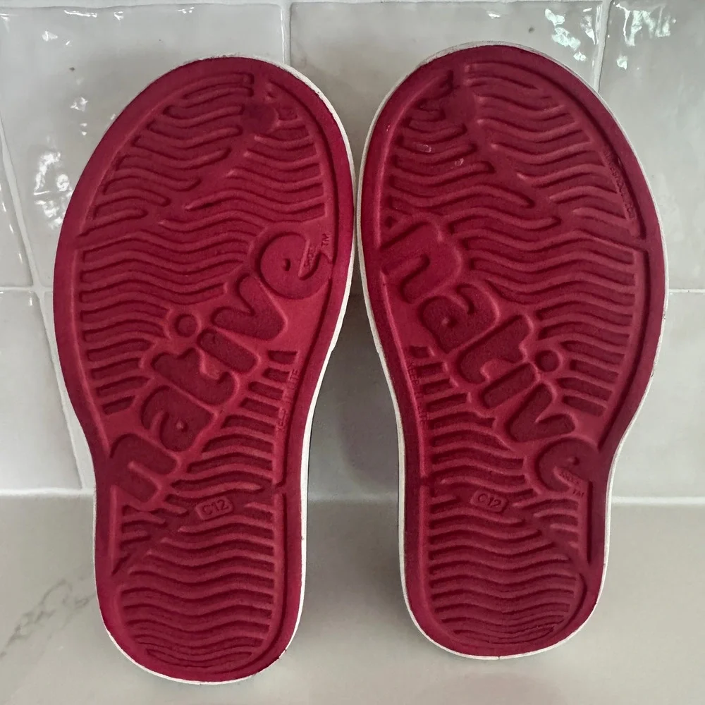Native Miles Slip On Shoes Unisex Kid C12 Red Gray Perforated Waterproof Sneaker